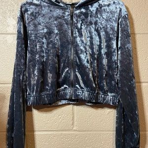 Forever 21 blue velvet cropped hoodie size extra small